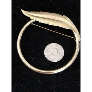 STUNNING VINTAGE ESTATE GOLD TONE CIRCLE LEAF 3" BROOCH